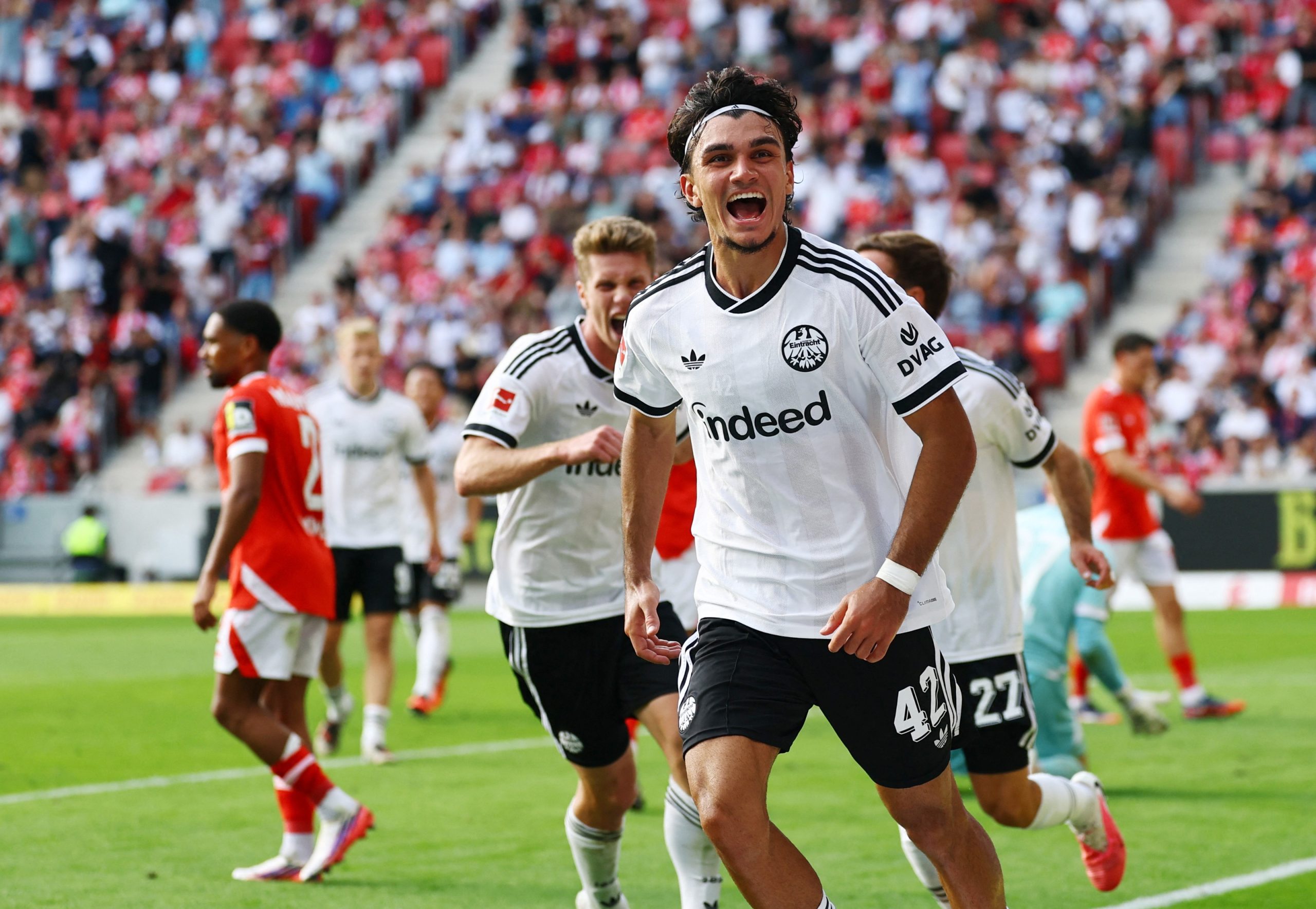 Can Uzun’dan futbol resitali