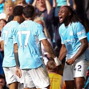8 gollü maç Manchester City’nin