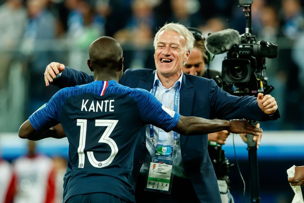 Galatasaray’da kazan kaynıyor! Okan Buruk devri kapanıyor mu? 1 deschamps1 1024x683 1