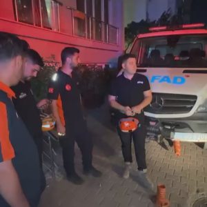 Esenyurt’taki yangında yürekler ağza geldi