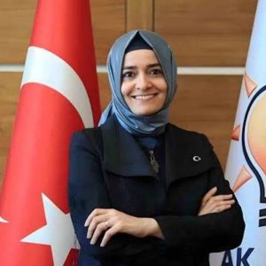 Fatma Betül Sayan Kaya affını istedi! İstifa etti!