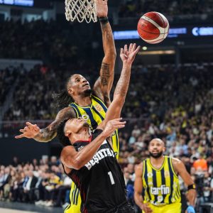 Fenerbahçe potada Beşiktaş’ı ezdi