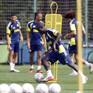 Fenerbahçe’nin Gaziantep FK maçı kamp kadrosu belli oldu