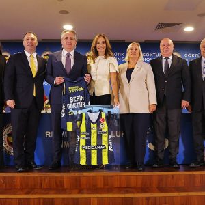 Fenerbahçe’den 3 branşı kapsayan sponsorluk anlaşması