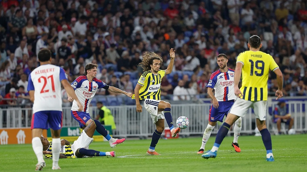 Fenerbahçe’ye elenen Lyon’da mali kriz! İşte, Fransız ekibindeki yeni yasaklar