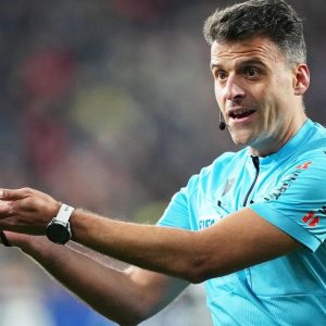 Fenerbahçe-Roma maçının hakemi belli oldu!