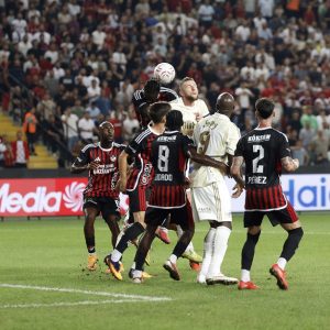 Fenerbahçe’de kötü başlangıç sürüyor
