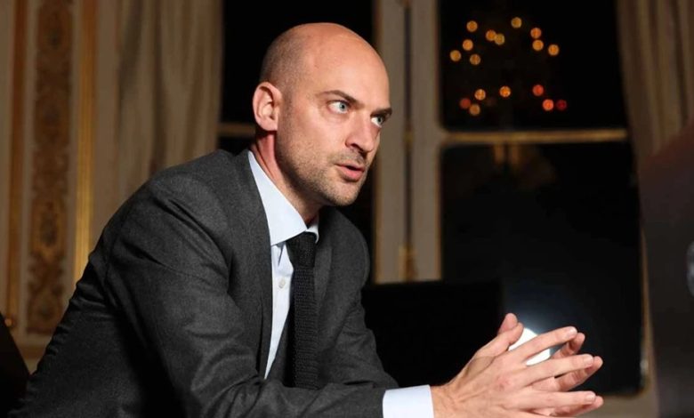 Fransa’dan 2027 seçimleri öncesi dış müdahale uyarısı! 1 Fransa Dışişleri Bakanı Jean-Noel Barrot, 2027 cumhurbaşkanlığı seçimleri yaklaşırken manipülasyon ve dış müdahale girişimlerinin artabileceğini söyledi.