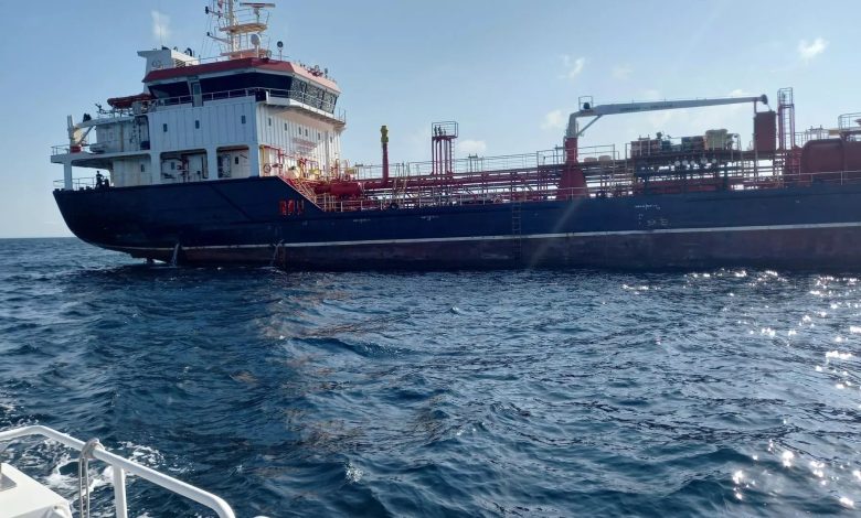 Silivri’de batan geminin sahibinden isyan: İhanet! 1 Silivri'de batan geminin sahibi Tahsin Doğruyol, kazanın ardından yaşananlara tepki gösterdi: Bırakıp gitmişler