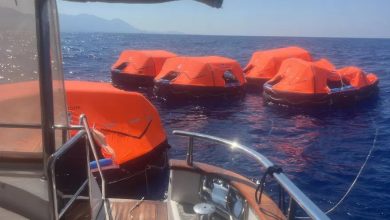 Girne’deki feribot faciasında enkaza ulaşıldı 3 KKTC’de Girne-Taşucu seferini yaparken alabora olan Filo Jet feribotunda kayıp 20 kişiyi arama çalışmaları sürüyor.