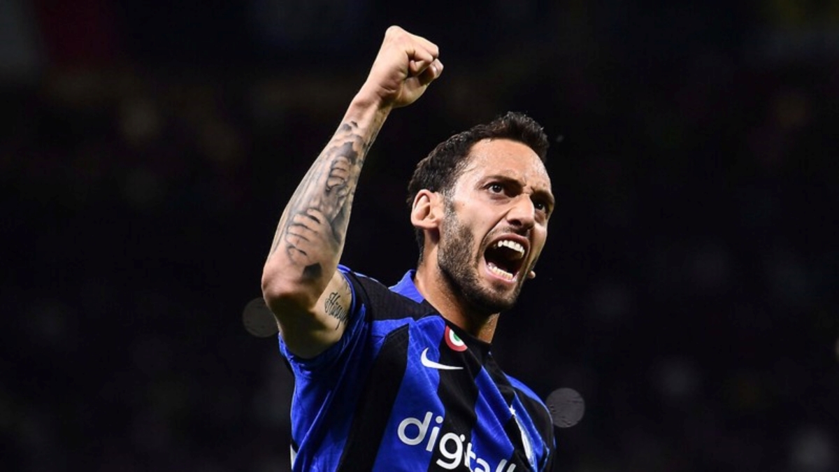 Inter, Hakan Çalhanoğlu’nu Türkiye’ye vermiyor!