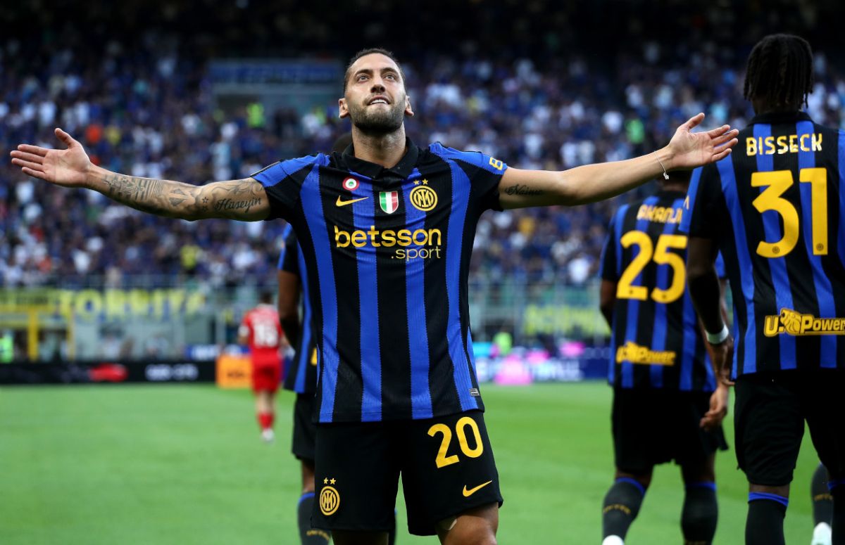 Hakan Çalhanoğlu imzayı atıyor!