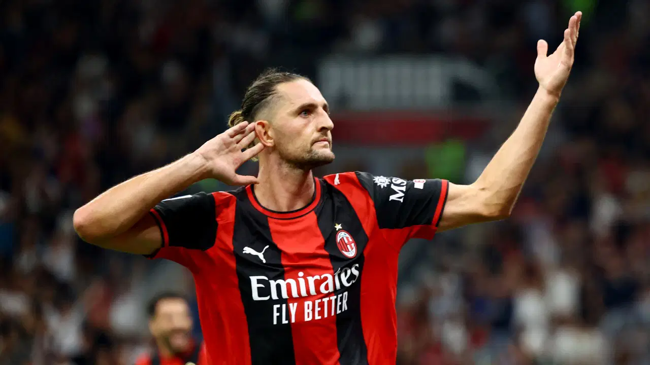 Serie A’da Roma ve İnter berabere kalarak, Lazio ile zirveyi paylaşmaya devam etti 2 Christian Pulisic perdeyi açtı, Milan Lecce karşısında üç golle kazanarak Serie A'daki zirve grubuna yaklaşmayı sürdürdü.