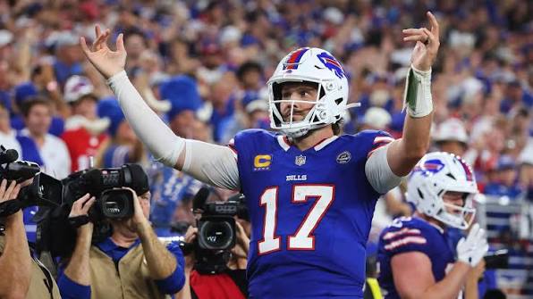 NFL’de Buffalo Bills fırtınası 1 NFL'de sezonun ikinci haftasına Buffalo Bills quarterback’i Josh Allen, Detroit Lions karşısında üç pas ve iki koşu touchdown’ı üreterek damga vurdu.
