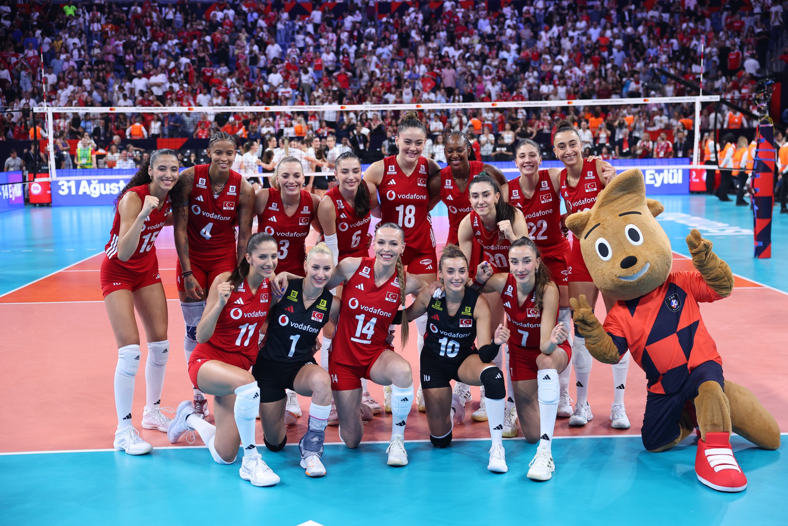 Filenin Sultanları eze eze çeyrek finalde