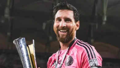 Lionel Messi tarih yazmaya devam ediyor. Efsane isim 49. kupasını kazandı.