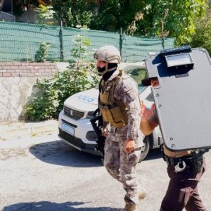 Maltepe’de silahlı kavga! 2 kişi öldü, özel harekat müdahale etti