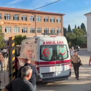 Manisa’da okula silahlı saldırı! Acı haber geldi