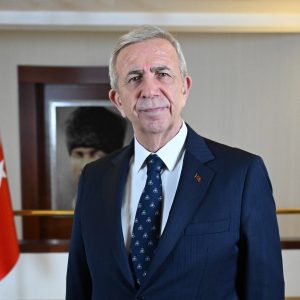 Mansur Yavaş istifa etti