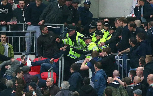 Filmlere konu olan Millwall-West Ham derbisi, 14 yıl sonra Championship’te yeniden sahnede