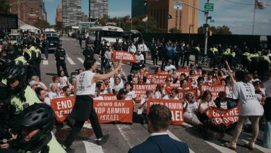 New York’ta binlerce kişi Netanyahu’yu protesto etti!