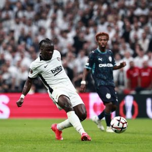 Beşiktaşlı Junior Olaitan, Lamine Yamal ile yarışıyor!