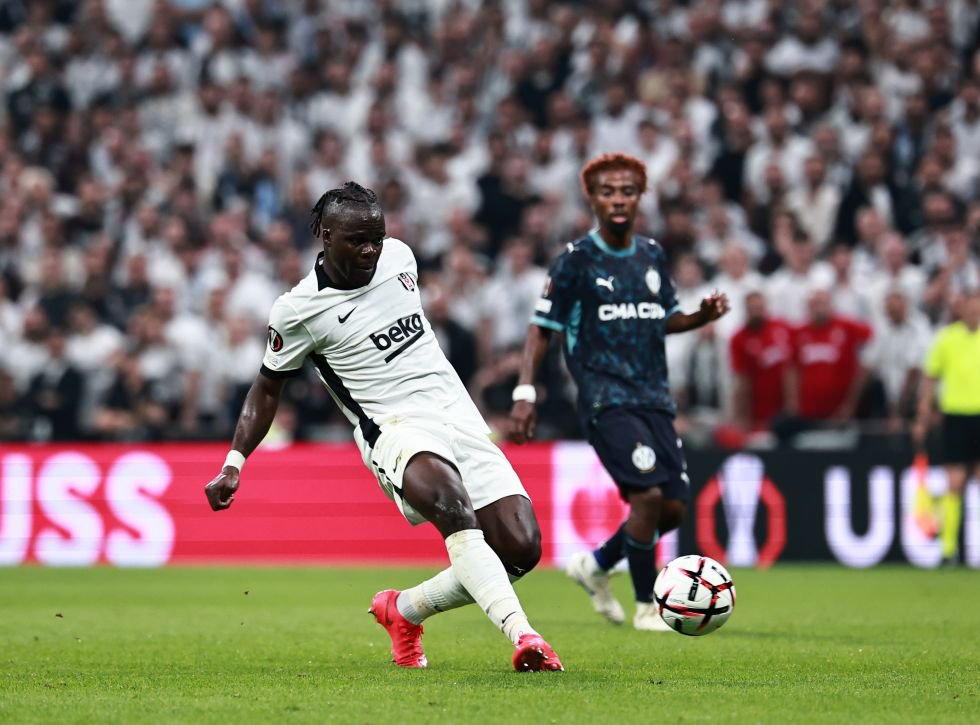 Beşiktaşlı Junior Olaitan, Lamine Yamal ile yarışıyor!
