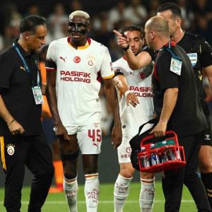 Victor Osimhen’in ne kadar oynayamayacağı belli oldu