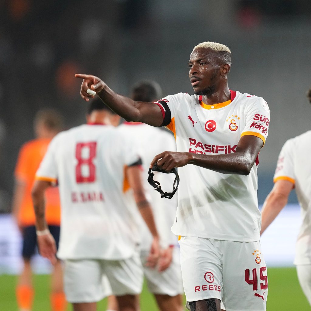 Galatasaray’da Victor Osimhen kaç maç yok? 1 osimhen2 1024x1024 1