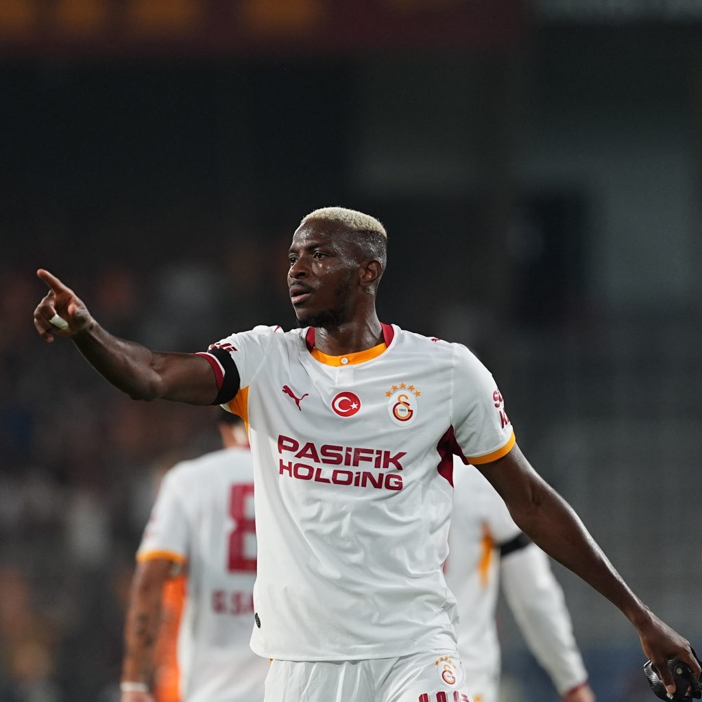 Galatasaray’a Trabzonspor maçı öncesi şok 1 osimhenn 1024x1024 1