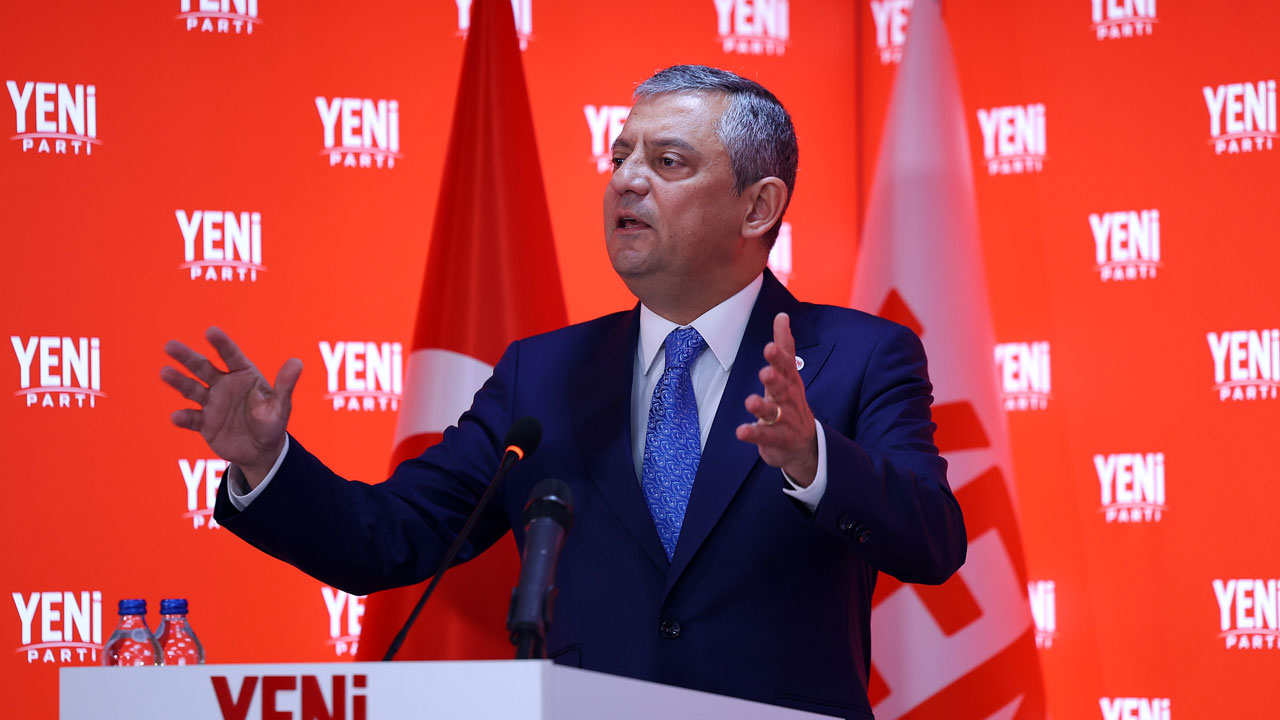 Özgür Özel’den Mansur Yavaş açıklaması