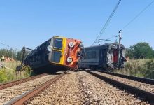 Polonya’da beton mikseri yolcu trenine çarptı