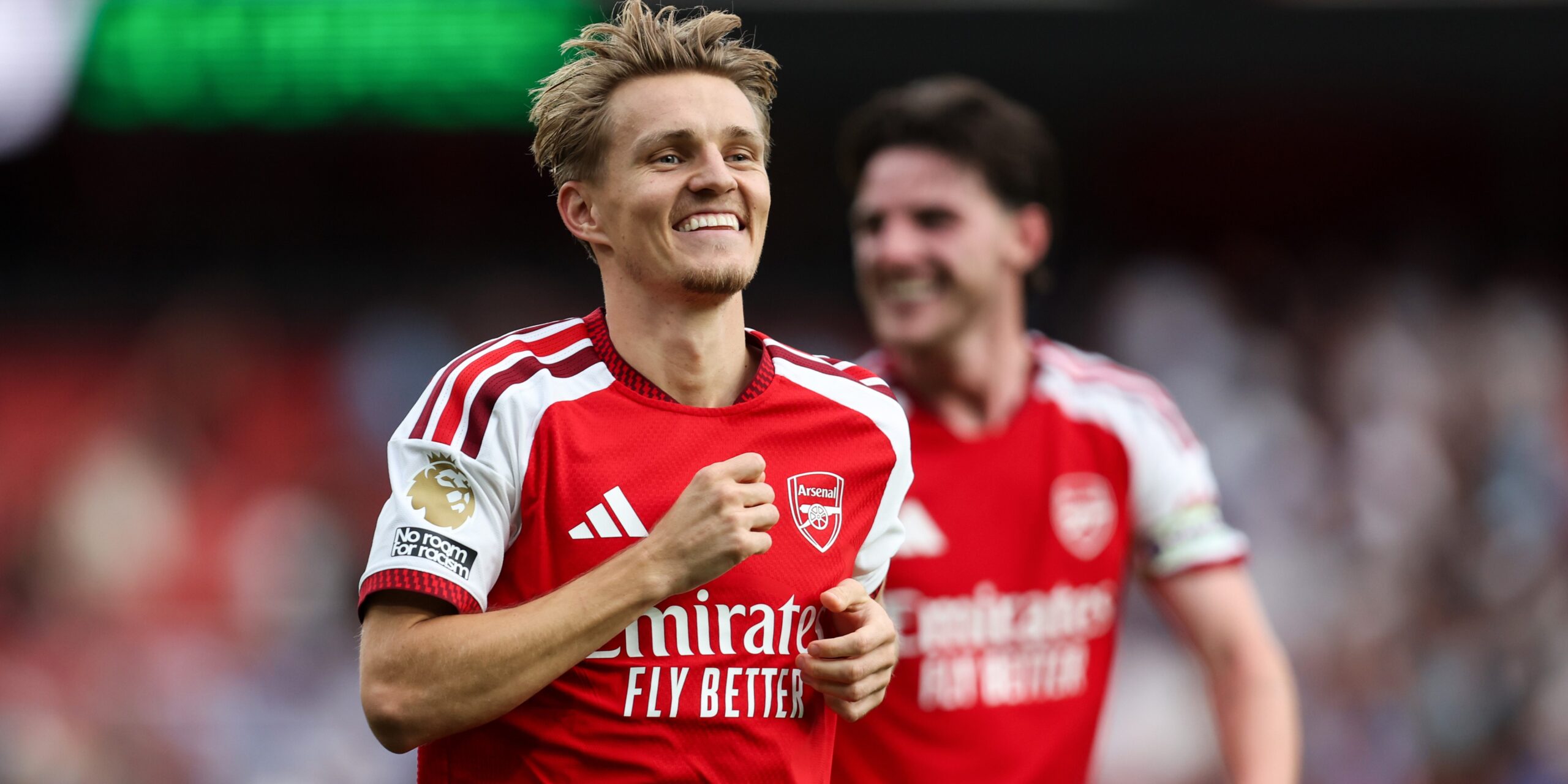 Premier Lig’de 3. hafta mücadelesinde Arsenal, geriye düştüğü maçta Chelsea’yi 2-1 mağlup etti.
