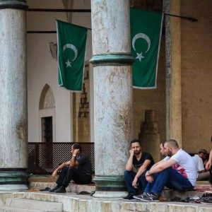Rumeli Türkleri’nin Yaşayan Hafızası Ay-Yıldızlı Yeşil Bayrak: Rumeli Sancağı!