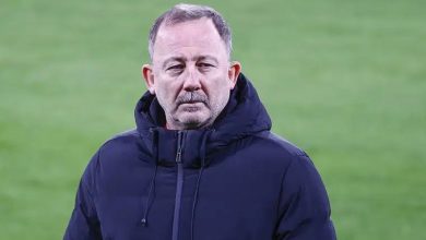 Sergen Yalçın’dan Fenerbahçe’ye sert eleştiri