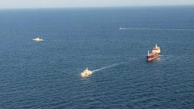 Uraloğlu’ndan Silivri’deki gemi kazası açıklaması: 10 denizcimize ulaşılamadı 4 Silivri açıklarında ALSU ile TUĞBERK İMAMOĞLU isimli Türk bayraklı ticari gemilerin çarpışmasının ardından arama kurtarma çalışmaları sürüyor.