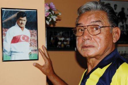 Fenerbahçe’ye acı haber! Efsane kaleci Şükrü Ersoy hayatını kaybetti 1 sukru2