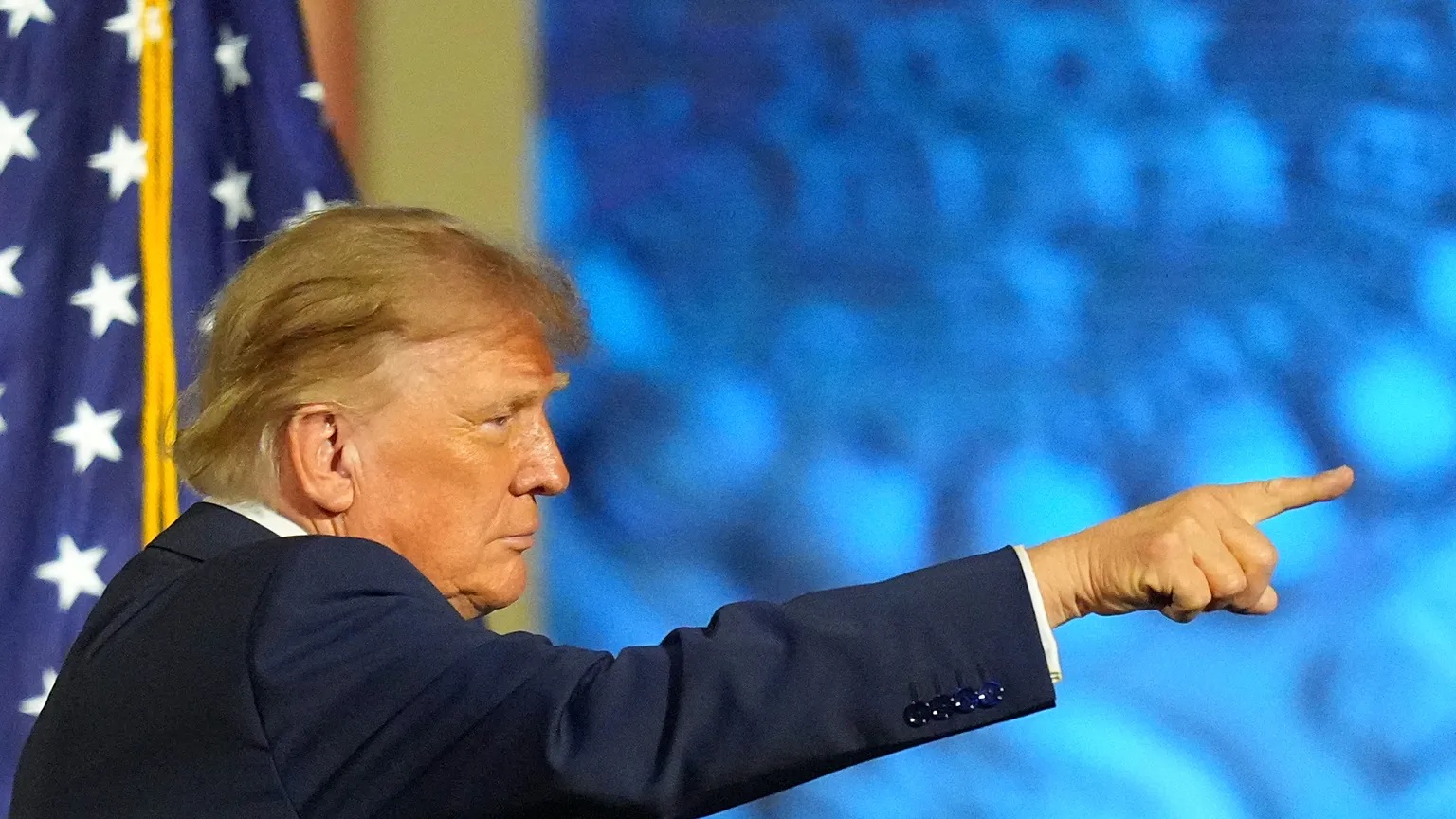 Trump’tan silah stoku mesajı! “ABD tarihindeki en üstün sistemleri üretiyoruz”