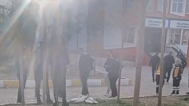 Yine okul yine tüfek! Van’da kız öğrenci pompalı tüfekle sınıfa geldi