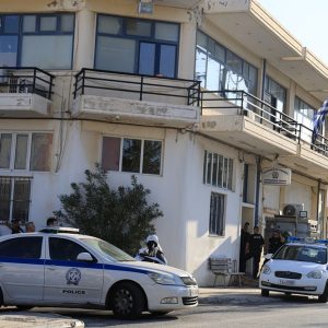 Yunanistan’da polis merkezinde bıçaklı saldırı!