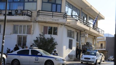 Yunanistan’da polis merkezinde bıçaklı saldırı!