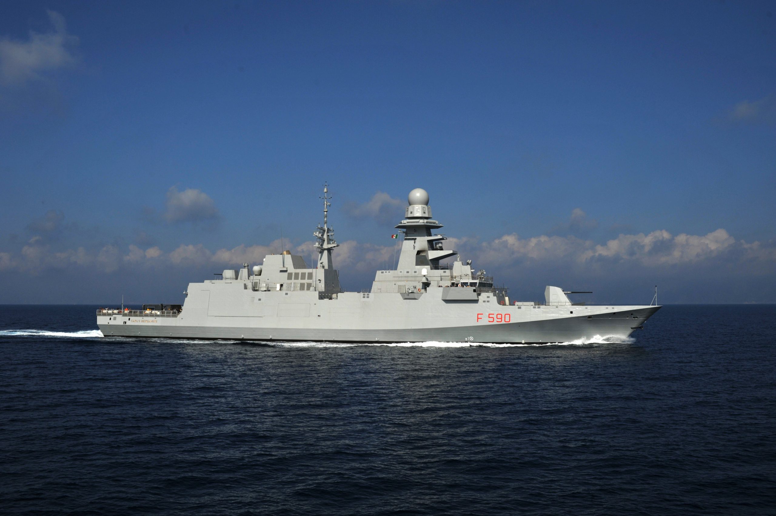 Yunanistan, İtalya’dan savaş gemisi alıyor