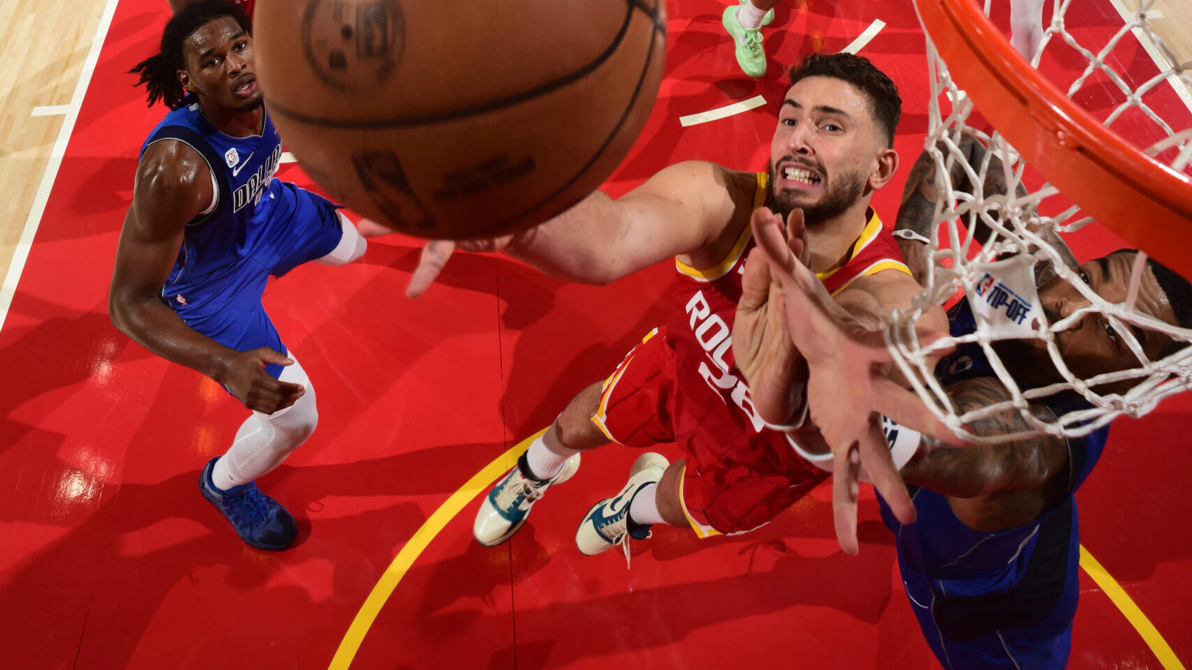 NBA’de Alperen Şengün ve Houston Rockets, sezonu galibiyetle açtı