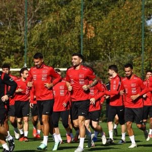 A Milli Futbol Takımı’nda çifte şok