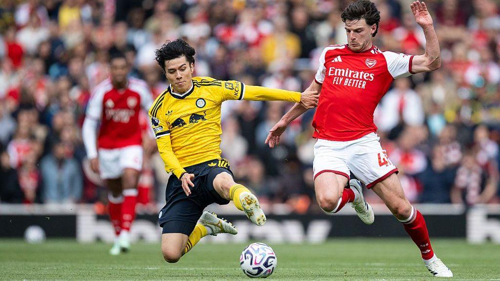 Premier Lig’de haftanın özeti: Manchester City’den Liverpool’a ağır darbe 2 Arsenal, Premier League'in 6. haftasında Leeds United'ı 2-1 mağlup ederek geriye düştüğü karşılaşmadan üç puanla ayrıldı.