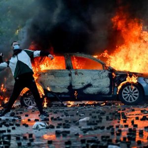 Avrupa’da sokaklar neden hareketli? 6 ülke ayakta