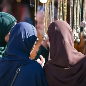 Azerbaycan’da başörtüsü yasağı nedir?
