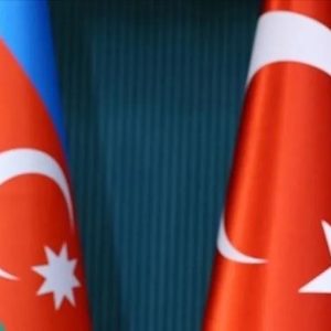 Azerbaycan’dan 31 Türk vatandaşına giriş yasağı!