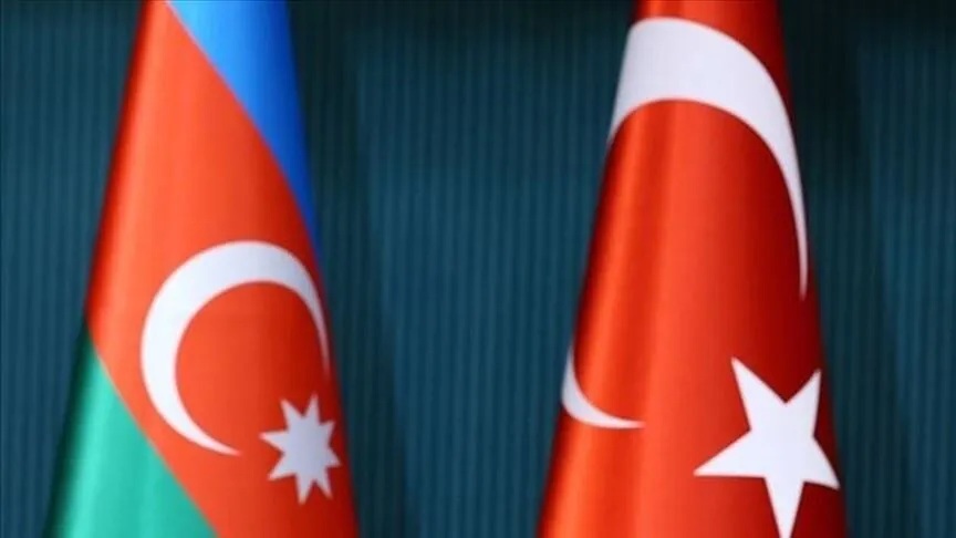 Azerbaycan’dan 31 Türk vatandaşına giriş yasağı!