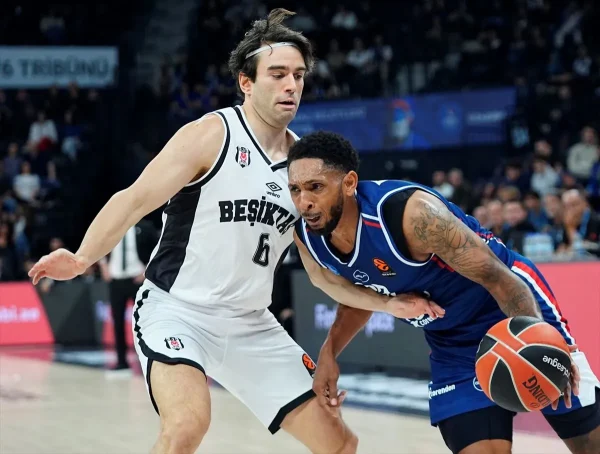 Anadolu Efes, Beşiktaş Derbisinde Kazanan Taraf Oldu